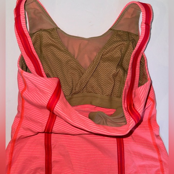 Lululemon Women’s Wholehearted Tonka Stripe Flare Tank Top Sz 6 Great Condition - Picture 6 of 8